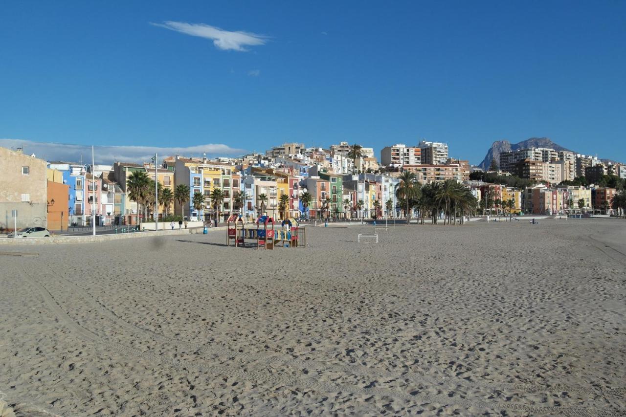 AR3B, Arsenal Barry, en primera línea Villajoyosa  Exterior foto