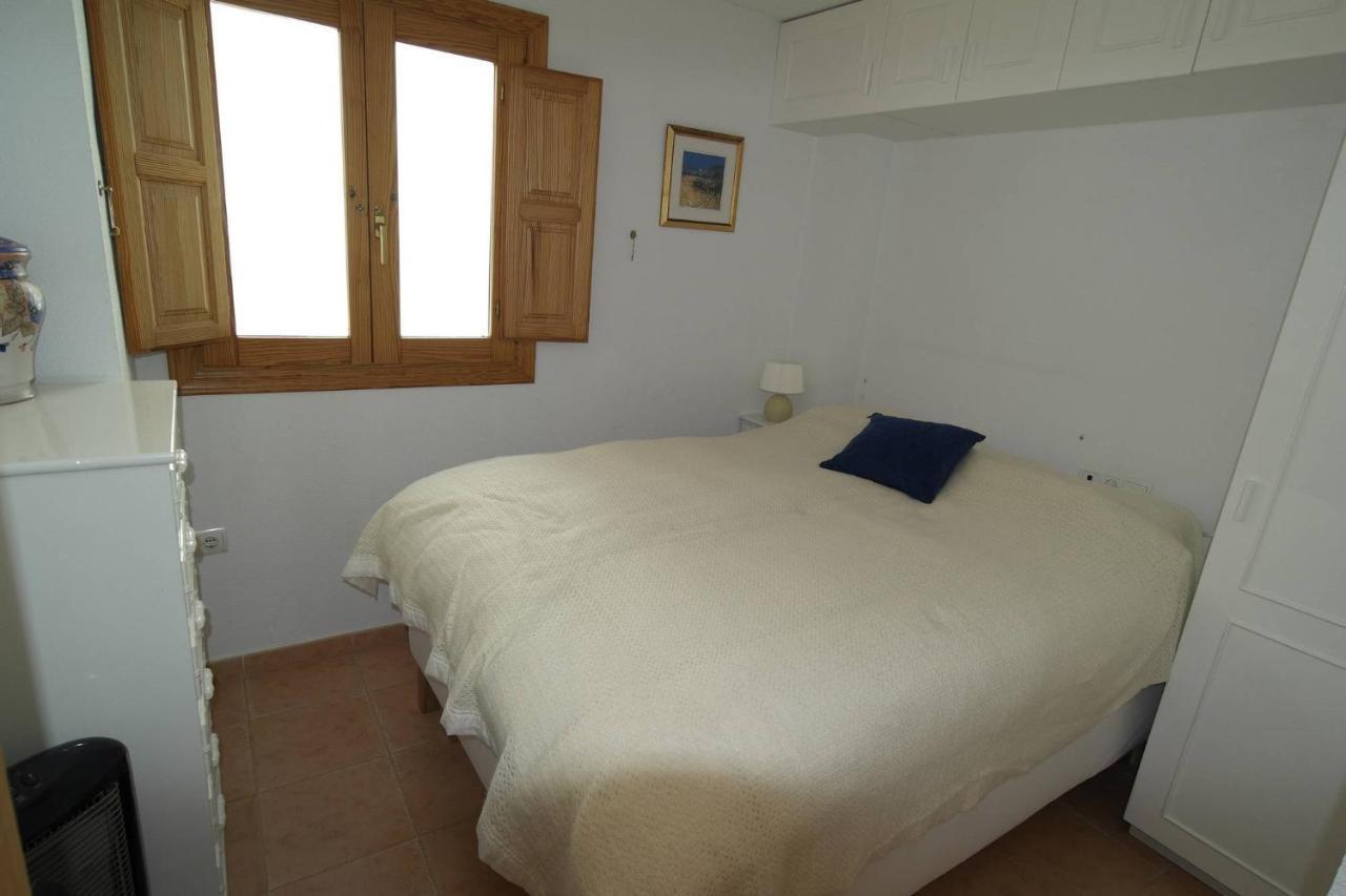 AR3B, Arsenal Barry, en primera línea Villajoyosa  Exterior foto